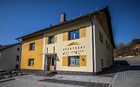 Apartmány Pod Jeřábem, Šanov 67, Červená Voda
